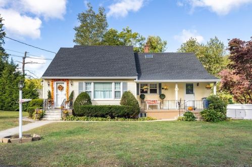 3759 Sunnyside St, Shrub Oak, NY 10588-1103