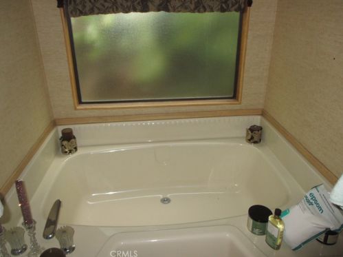 5200 Irvine Blvd, Irvine CA 92620-2013 exterior