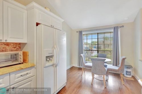 10579 Bobbie Ln, West Palm Beach FL  33411-3042 exterior