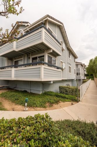 26873 Claudette St, Santa Clarita, CA 91351-4834