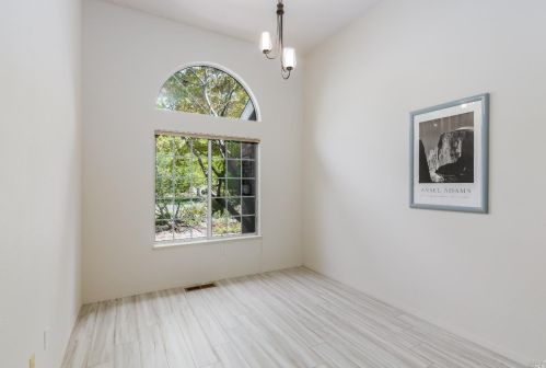 328 Windflower Ct, Windsor CA  95492-8618 exterior