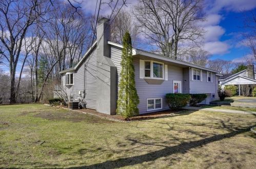 6 Princeton Rd, Burlington, MA 01803-2306
