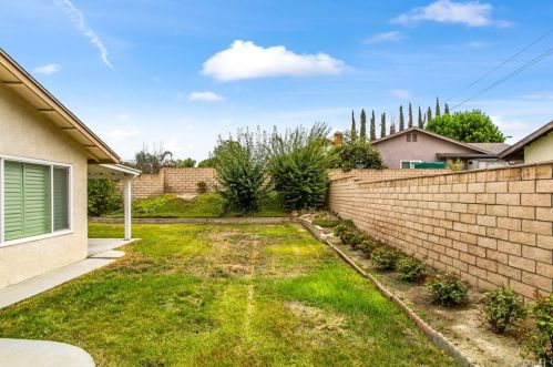 11583 Butterfield Ave, Loma Linda CA  92354-3957 exterior