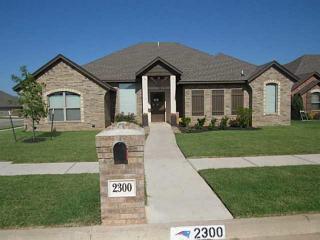 2300 Makaila Way, Yukon OK  73099-7698 exterior