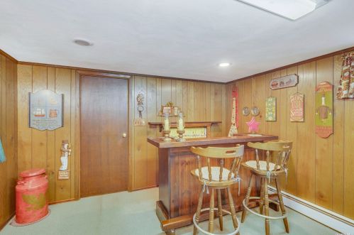 538 5 St, Elwood NY  11731-2105 exterior