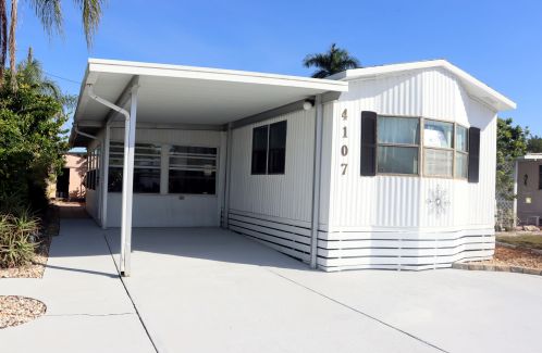 4107 88th Pl, Boynton Beach, FL 33436-2320