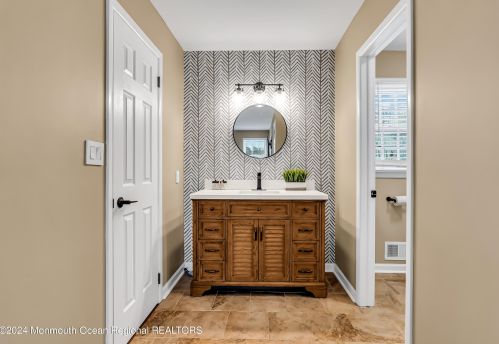 19 Conifer St, Wall Township NJ  07731-2620 exterior