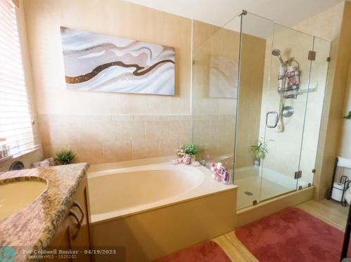 2937 179 Ave, Hollywood FL 33029-1602 exterior