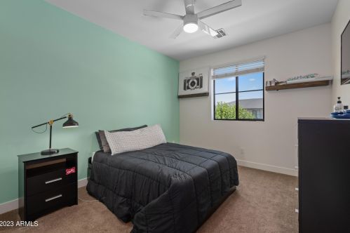 3128 Cheryl Dr, Phoenix AZ 85028-2329 exterior