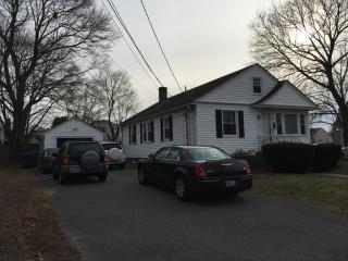 115 Rushmore Ave, Providence, RI 02909-4940