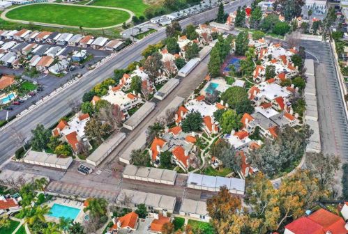 387 Melrose Dr, Vista CA  92083-4851 exterior