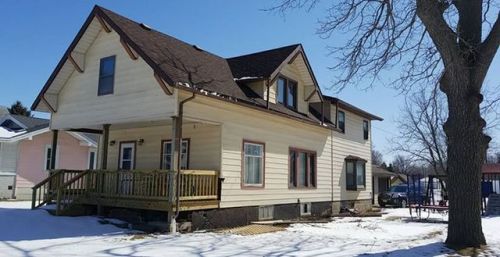 218 Oak St, Ringsted, IA 50578-5040