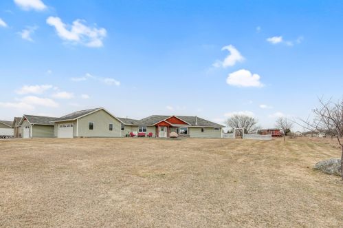 808 218th St, East Farmington WI  54020-4518 exterior