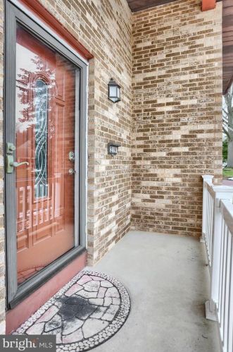 219 Fox Dr, Navy Sup Dpt, PA 17050-2534