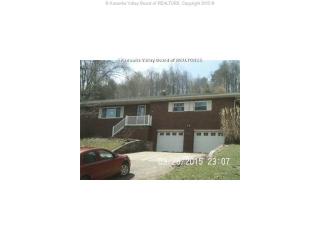 1801 Dogwood Dr, Charleston, WV 25320-9718