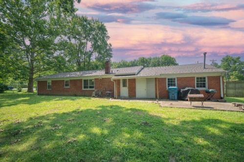 3 Gumbert Dr, Amelia OH  45102-1438 exterior