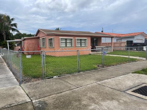 1502 3rd Ave, Hialeah, FL 33010-3010