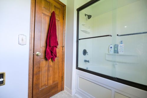 7461 Fitzroy Ct, Cincinnati OH  45241-1260 exterior