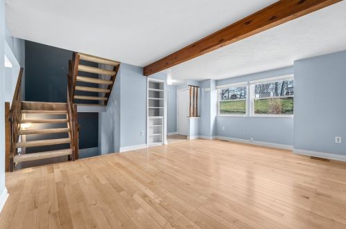 2547 Hunting Ridge Trl, Bridgeville PA  15017-1665 exterior