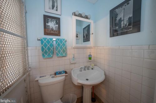 1226 29 St, Philadelphia PA 19121-4537 exterior