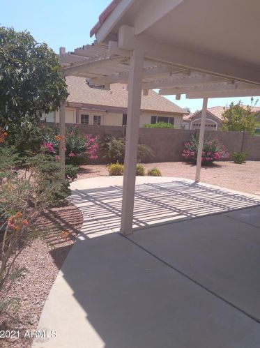 1569 Torrey Pines Ln, Chandler AZ  85249-8523 exterior