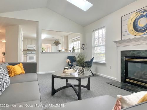 58 Ivy Hill Rd, Lakewood NJ  08701-5772 exterior