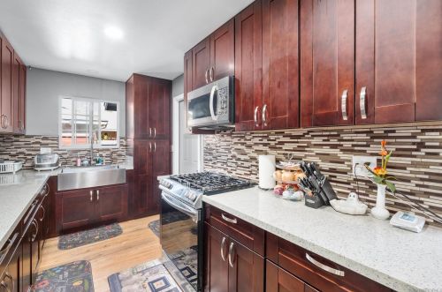 240 Ledgewood, San Diego CA 92114-7233 exterior