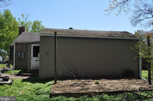 142 Gable Rd, Paoli PA  19301-1848 exterior