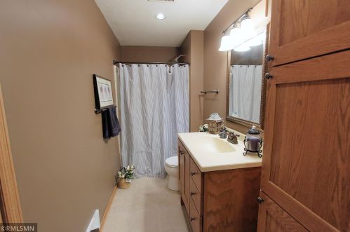 2357 Clover Ln, Red Wing MN  55066-4102 exterior