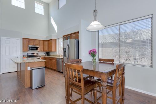 1426 Clark Dr, Gilbert AZ 85297-5273 exterior