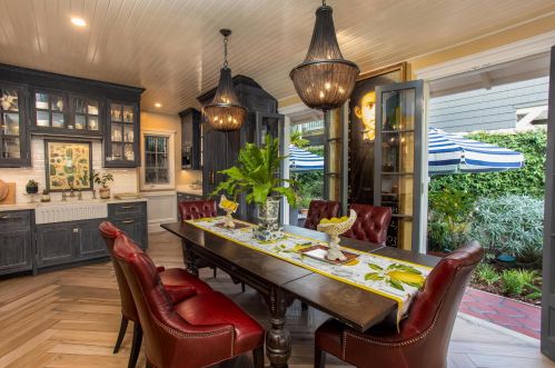 1930 Emerson Ave, Santa Barbara CA 93103-1919 exterior