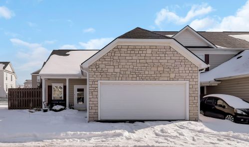 294 Piney Creek Dr, Blacklick, OH 43004-7068