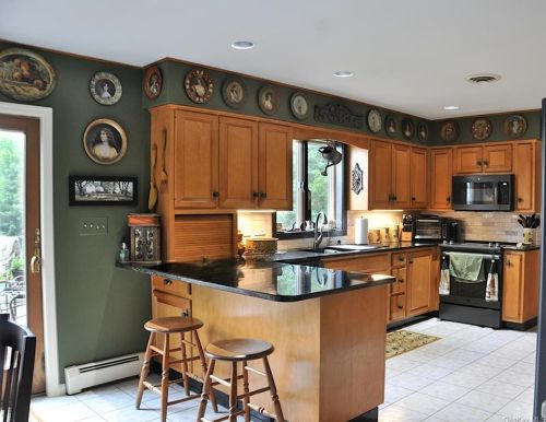 9 Scenic Pond Dr, Warwick NY  10990-2651 exterior