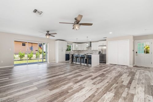 2704 Sanibel Blvd, Saint James City FL  33956-2232 exterior