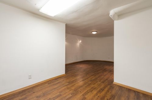 4796 Larkin St, Milwaukee WI 53211-1152 exterior