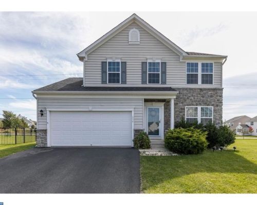 136 Dove Dr, Gilbertsville, PA 19525-8112