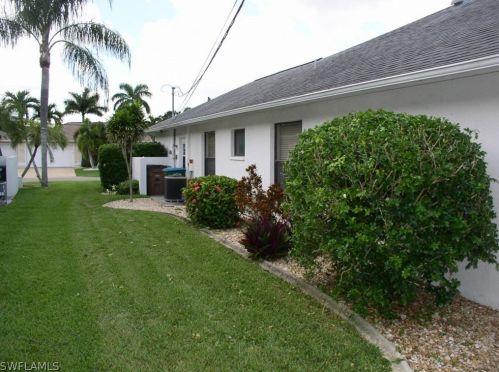 1202 21st St, Cape Coral, FL 33990-6603
