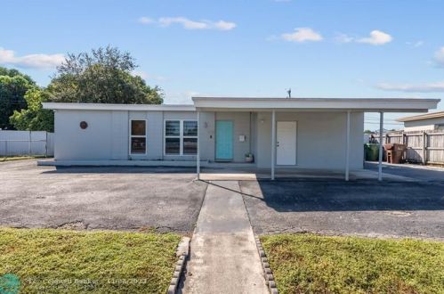 970 68th St, Hialeah, FL 33014-5237