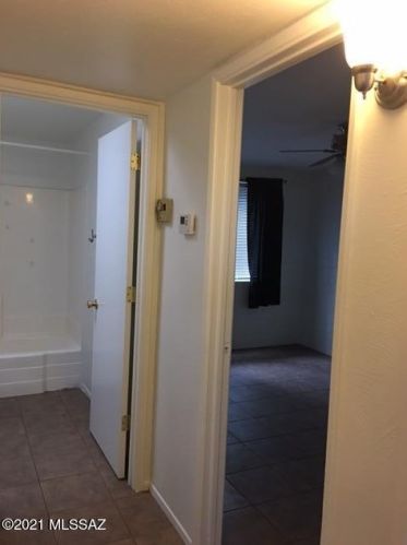 4015 Lazy Palm Dr, Tucson AZ 85730-3816 exterior