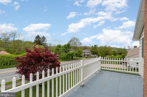 1 Oak Ave, Siddonsburg PA  17019-8511 exterior