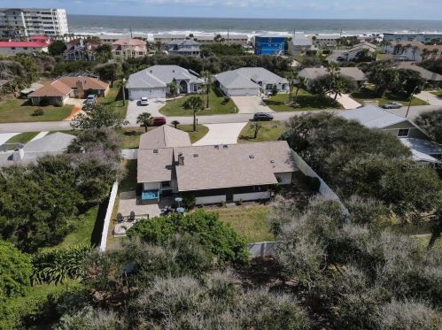 71 Buschman Dr, Daytona Beach, FL 32127-7137