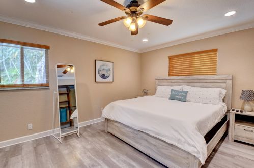 2786 Dunlin Rd, Delray Beach FL  33444-1008 exterior