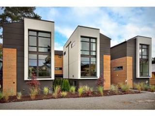 3646 36th Ave, Seattle WA  98144-7107 exterior