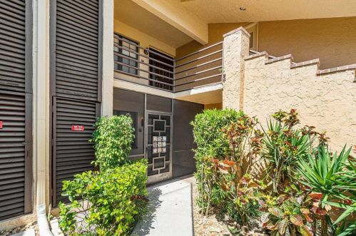 11179 Aspen Glen Dr, Boynton Beach FL  33437-1828 exterior