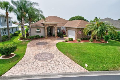 225 Fernleaf Trl, Fort Pierce, FL 34953-8217