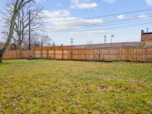 608 Alta Ave, Englewood OH  45322-1803 exterior