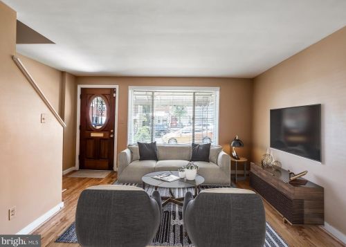 2245 16th St, Washington, DC 20020-4301