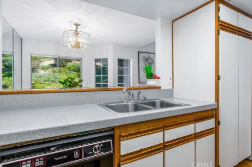 1005 Rising Sun Ct, Anaheim CA  92808-2407 exterior