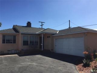 6416 Yolanda Ave, Los Angeles CA  91335-2735 exterior