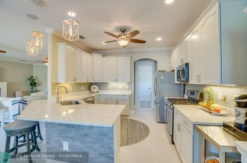 1525 79th Ave, Vero Beach FL  32966-1261 exterior